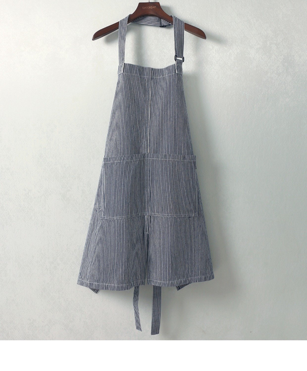 Halter neck striped apron for restaurants, cafes, bakeries, men and women Korean style fashion work clothes with printed logo - Image 4